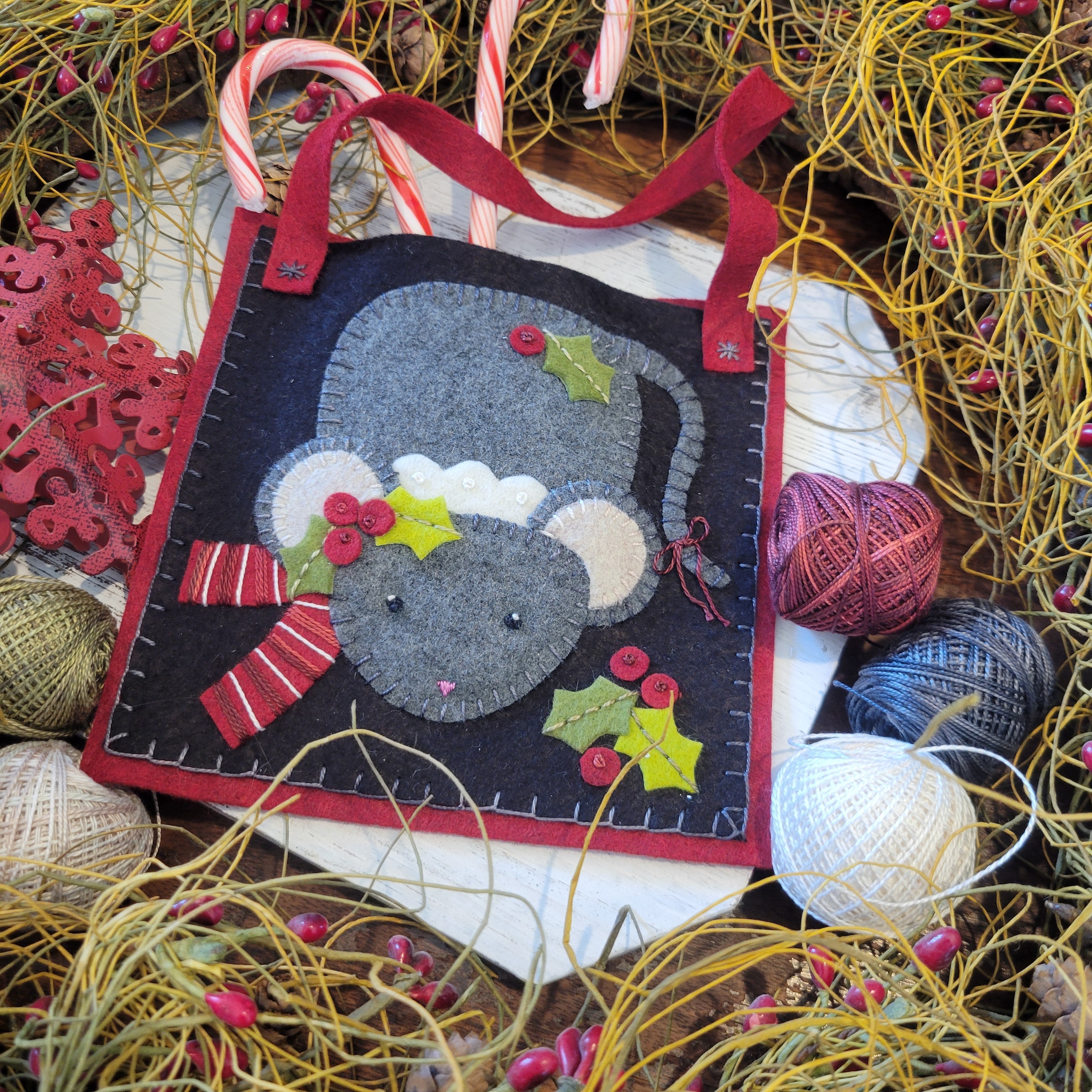 MAMIE MOUSE PEPPERMINT BAG KIT